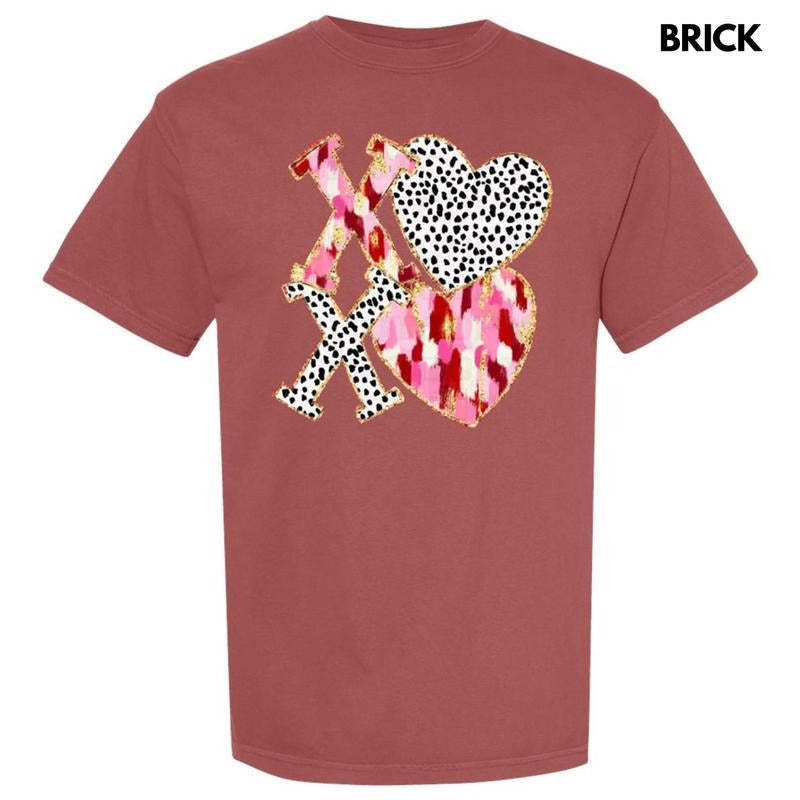 Dotted XOXO Comfort Colors T-Shirt
