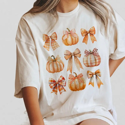 Fall Pumpkin Bow Shirt, Fall Coquette Bow Sweatshirt, Autumn Pumpkin Tee, Fall T-Shirt , Autumn Bow Shirts, Comfort Tee for Women, Fall Pumpkin Shirt, Thankfull Sweatshirt for Her, Coquette Bow Aesthetic, Cute Autumn Shirt, Thanksgiving Tee, Women Top