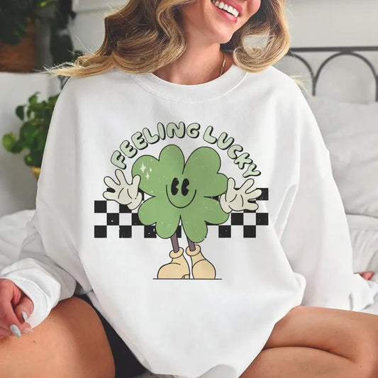 Feeling Lucky St Patricks Day Sweatshirt Lucky Clover Pullover Feeling Lucky Shamrock Hoodie Womens St. Pattys Sweatshirt Retro St. Patricks Day Top