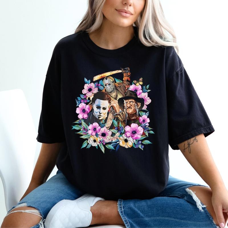 Floral Horror Movie Short Sleeve T-Shirt - Crewneck with Graphic Design Featuring Horror Movie Themes, Casual Streetwear for Halloween, Womenswear Top