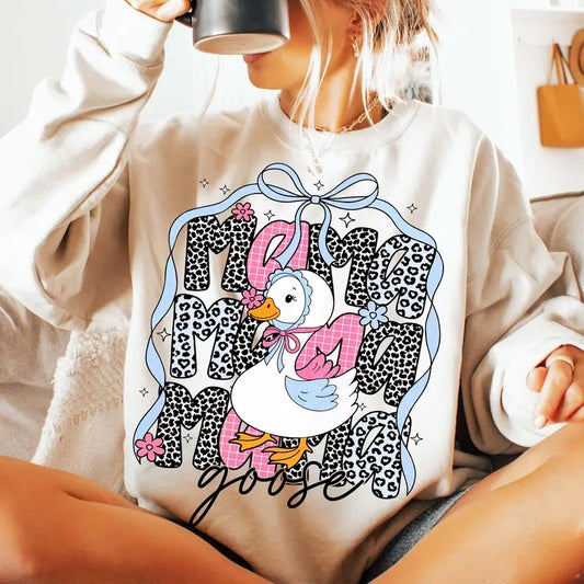 Floral Mama Goose Shirt, Cute Goose Mom Tee, Mother's Day Gift, Girly Duck Lover Sweatshirt, Sublimation PNG Design