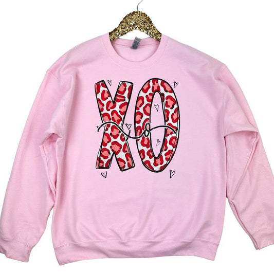 Gildan Women's Cheetah XOXOXO Crew Neck Sweatshirt - Light Pink, Fitted Casual Pullover with Long Sleeves for Autumn