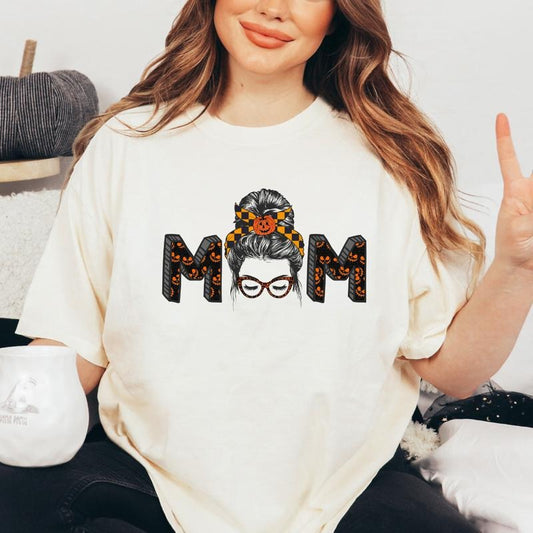 Halloween Mom Shirt  (COMFORT COLORS T-Shirt, CAUSAL SHIRT UNISEX, HALLOWEEN CLOTHING, GRAPHIC APPAREL)