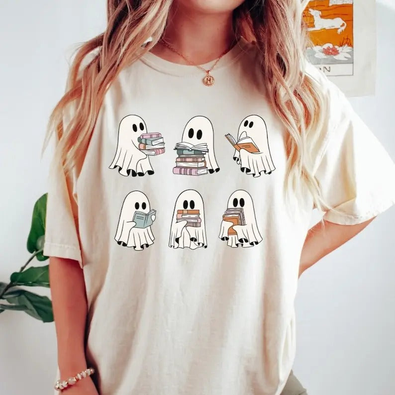 Halloween Retro Ghosts Reading Books Teacher Librarian Halloween Gift Spooky Season Trendy Shirt Gift Halloween Book Lover