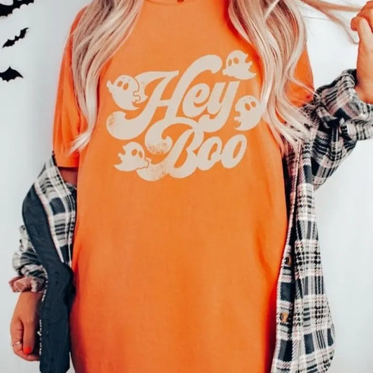 Hey Boo Comfort Colors t-Shirt, Retro Halloween shirt, Vintage Ghost Halloween tee, Spooky T-Shirt, Fall Tee Collar Garment Seamless