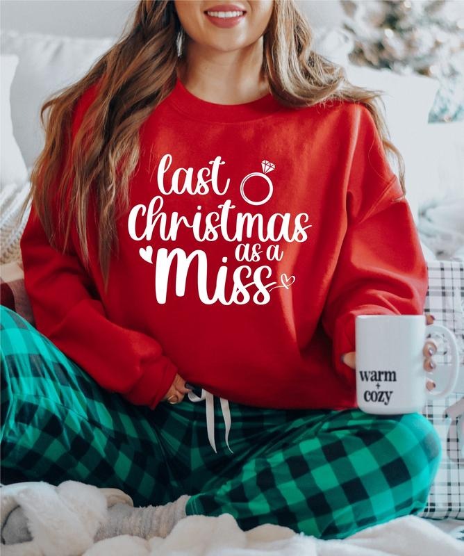 Last Christmas As A Miss Sweatshirt, Bride Hoodie For Christmas, Bride To Be Gift Sweatshirt, Engaged Christmas Hoodie, Girlfriend Christmas Sweatshirt, Bridal Shower Gift Hoodie, Christmas Gift for Fiancée.