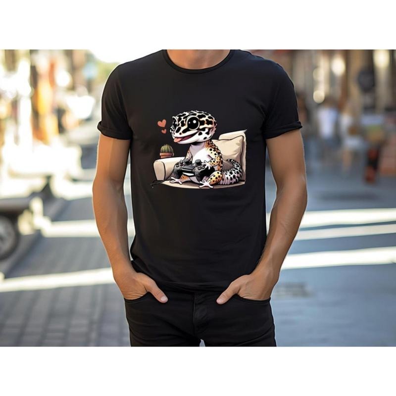 Leopard Gecko Video Gaming T-Shirt for Reptile Lover Gift, Gecko Reptile Tee For Anime Videogamer, Cute Gaming Shirt For Lizard Videogamer made in usa