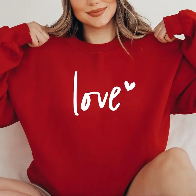 Love Sweatshirt, Heart Hoodie, Valentines Day Sweatshirt, Women's Sweatshirt, Couple Sweatshirt, Gift For Her, Love Hoodie Valentines Gift, Valentines Day Shirt, XOXO Sweatshirt, Hodie and Sweater, T-Shirt