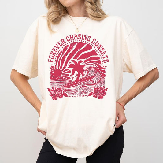 MAPTEES Forever Chasing Sunsets Comfort Colors Shirt, Groovy Summer T-shirt, Retro Summer Graphic Tee, Tropical Beach Clothing, Gift For Her