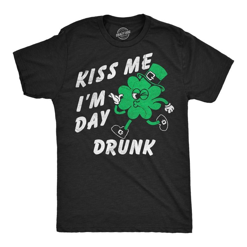 Mens Funny T Shirts Kiss Me Im Day Drunk Sarcastic St Patricks Day Graphic Novelty Tee For Men Mens Funny T Shirts Cool Tees Soft Stylish Casual Menswear Saint Patrick's Day Apparel for Men Funny Black -