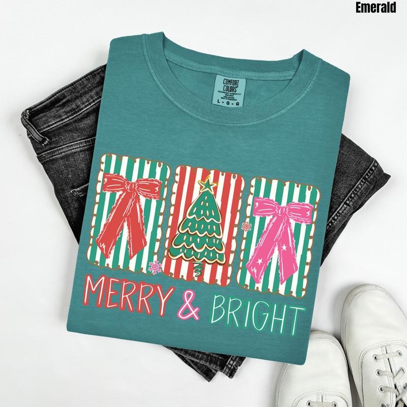 Merry & Bright Trio Comfort Colors T-Shirt 'NLB'
