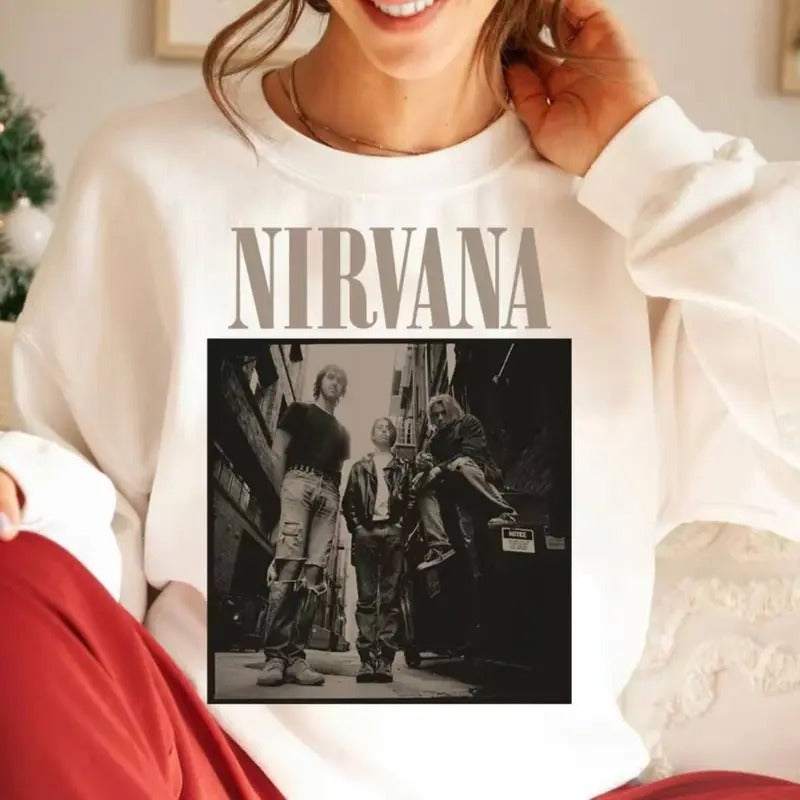 NIRVANA Sweatshirt, Nirvana Band Sweatshirt, Retro Vintage Style Shirt, Music Lover's Sweatshirt, Gift For Her, 90s T-shirt Vintage Aesthetic, Y2K Clothing, Y2K Fashion