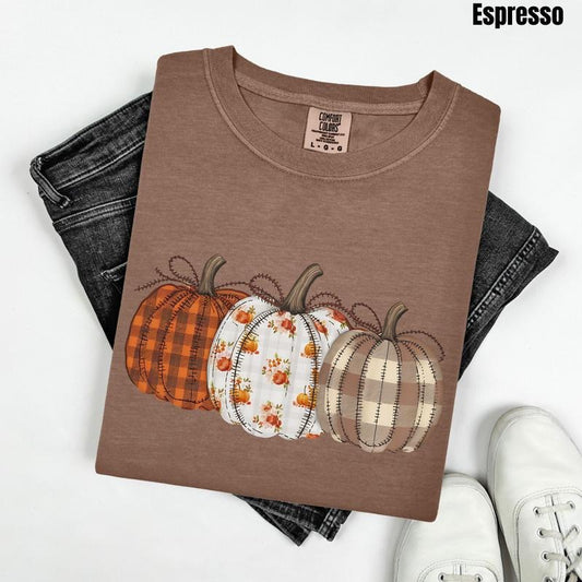 Plaid Pumpkin Trio Comfort Colors T-Shirt 'NLB'