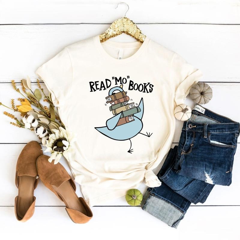 Read More Books Shirt, Piggie Elephant Pigeons T-Shirt, It's A Good Day To Read A Book, Gifts For Book Lovers Bookworm Book Nerd Teacher 03CKH