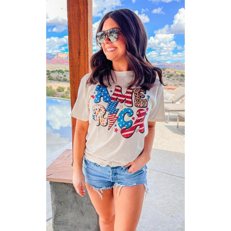 Retro America Graphic T-Shirt