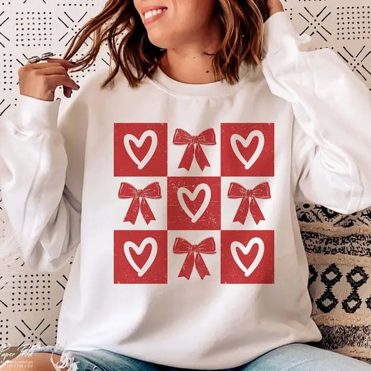 Retro Checkered Valentine's Sweatshirt, Coquette Bow Valentines Sweatshirt_ Gift For Man and Women Casual Crewneck