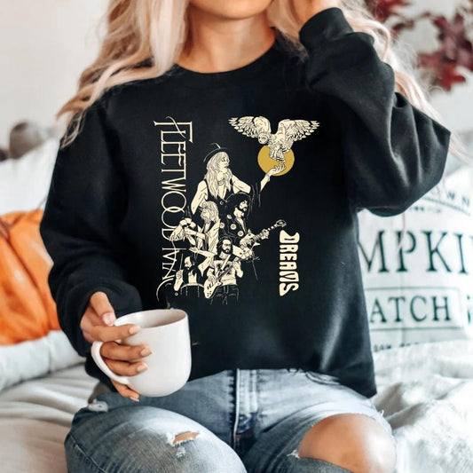Retro Fleetwood Mac Dreams Shirt, Stevie Nicks Dreams T-shirt, Dreams Rock Tour 2025 Womenswear