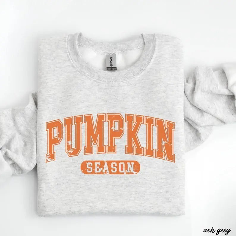 Retro Pumpkin Season Halloween Classic Unisex Sweatshirt for men and women