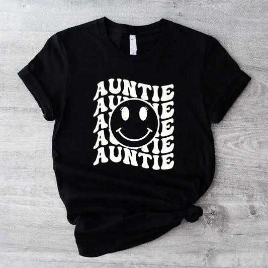 Retro Smile Face Auntie T-shirt, Promoted To Aunt Shirt, Pregnancy Announcement For Auntie, Sister Birthday Gift Tee, New Aunt Short Sleeve.