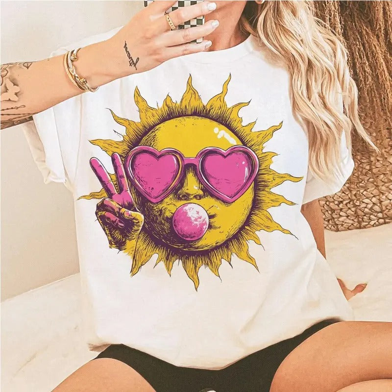 Retro Summer tshirt, Women Ocean Shirt, Gift for Beach t shirt, Sun Tee Vacation Sweatshirt, Boho Sunshine Peace graphic top
