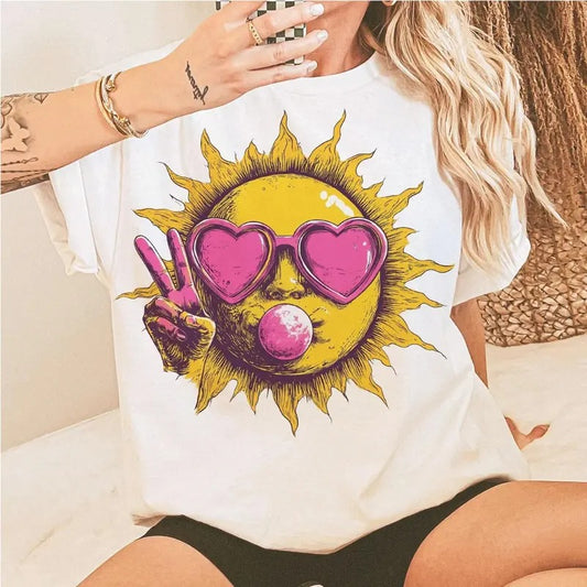 Retro Summer tshirt, Women Ocean Shirt, Gift for Beach t shirt, Sun Tee Vacation Sweatshirt, Boho Sunshine Peace graphic top