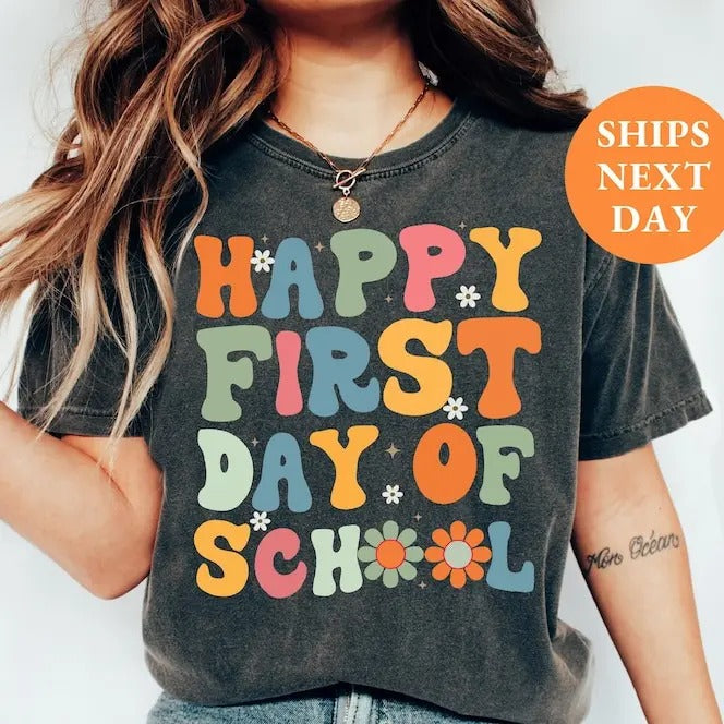 Retro Teacher Shirts, Back to School Teacher Shirt, First Day of School Shirt for Teachers, Back to School Shirt Teacher Gift