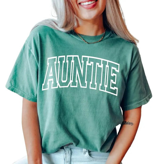 Retro auntie Comfort Colors Shirt, Aunt Shirt, New Aunt Gift, Pregnancy Announcement T-shirt, Gift for Aunt Collar Cotton Fabric