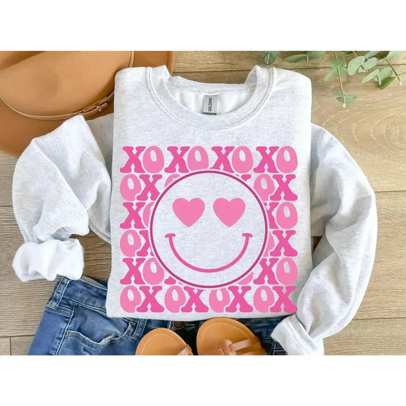 Smiley Face XOXO Sweatshirt, Vintage XOXO Smiley Face Sweater, Retro Smiley Face XOXO Valentine Tshirt, Girly Valentine Day Gift