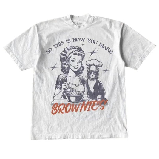 So This Is How You Make Brownies 90s Graphic T-Shirt, Retro Woman Pop T Shirt, Vintage Baking T Shirt, Nostalgia Cat Shirt, Mom Baking Shirt
