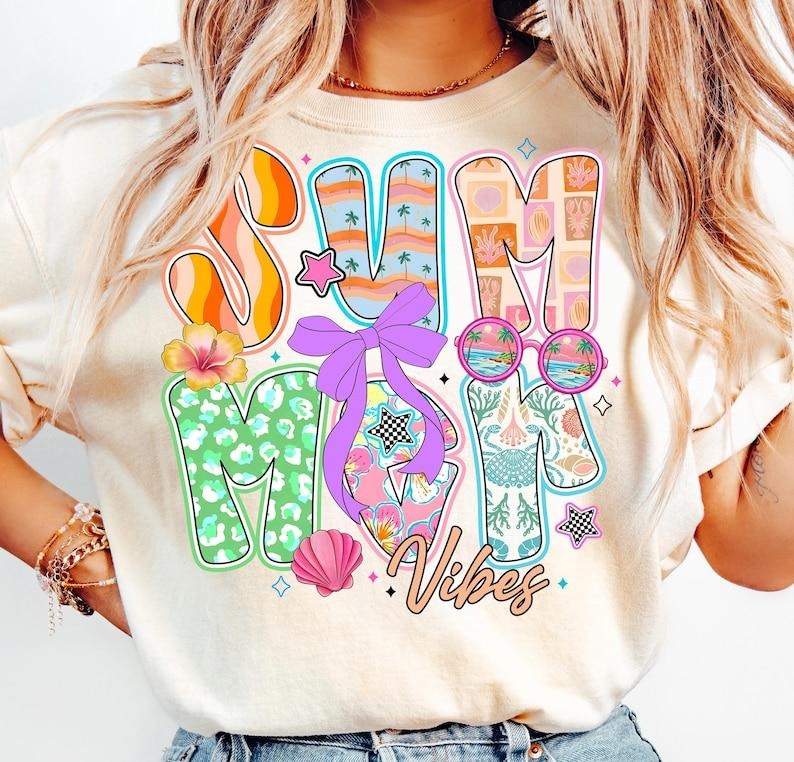 Summer Vibes Beach Tropical Retro Ocean Aesthetic Coquette T-Shirt