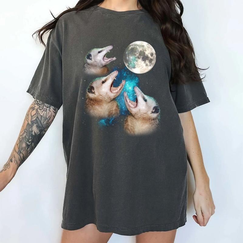 Three Possums Howling Moon Shirt, Funny Retro Opossums Graphic Tee, Vintage Possum Meme Tee, Retro Y2k Galaxy Opossum Shirt, Opossum Lovers Tee, Casual Women's Tops, Unhinged Menswear, Comfy Cotton Fabric Oversized Tee, Relaxed Fit Chic Style T-shirt