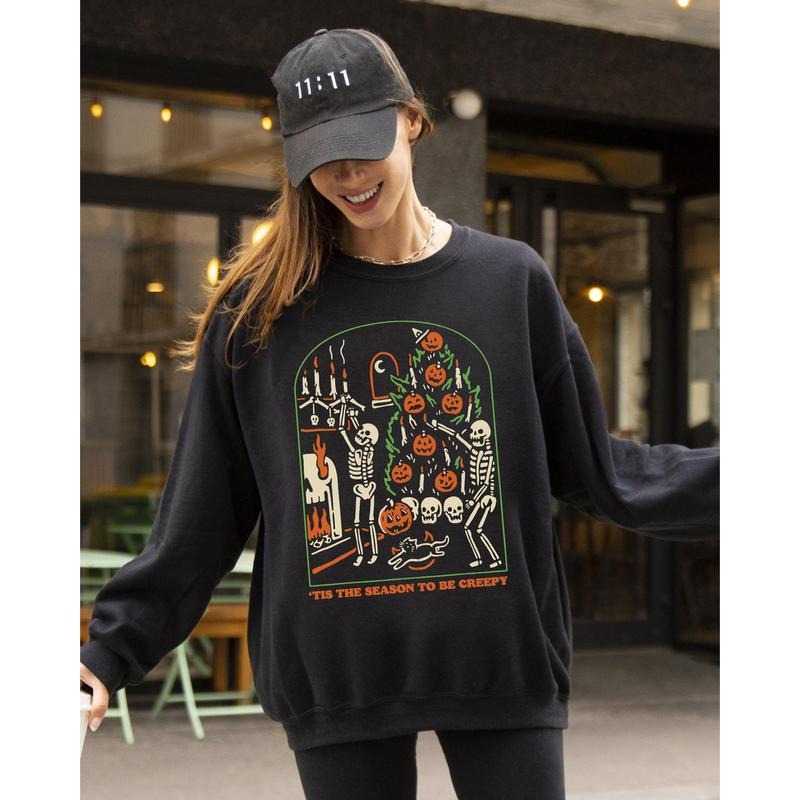 Tis The Season To Be Creepy, Spooky, Skeleton, Funny, Witch, Aesthetic, Meme, Halloween, Costume Sweatshirt