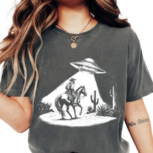 UFO Western T-Shirt, Retro Vintage Cowboy T-Shirt, Vintage Rodeo T-Shirt, Western Graphic Tee, Trendy Women's Western Tee