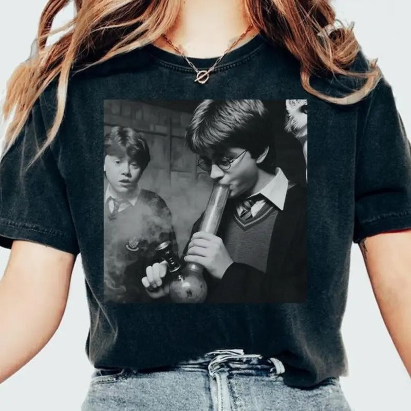 Vintage Meme 90s T-shirt, Funny Harrrry And Rooon Smoking Shirt, Potter Tshirt Wizarding Fan Christmas Birthday Gift Pottter
