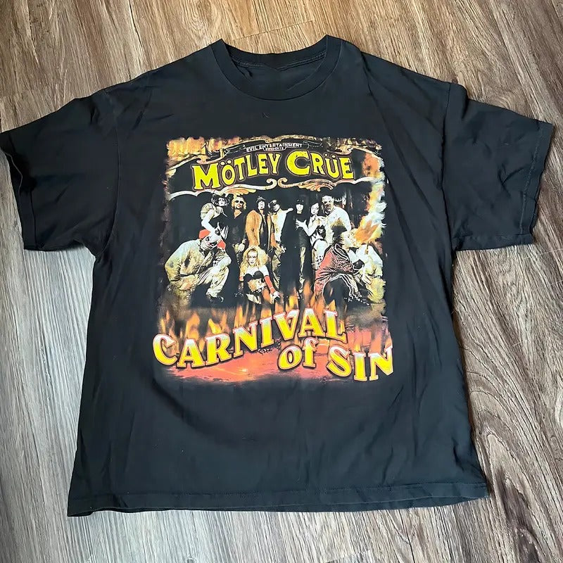 Vintage Motley Crue Carnival Of Sin Tour T-Shirt 2005