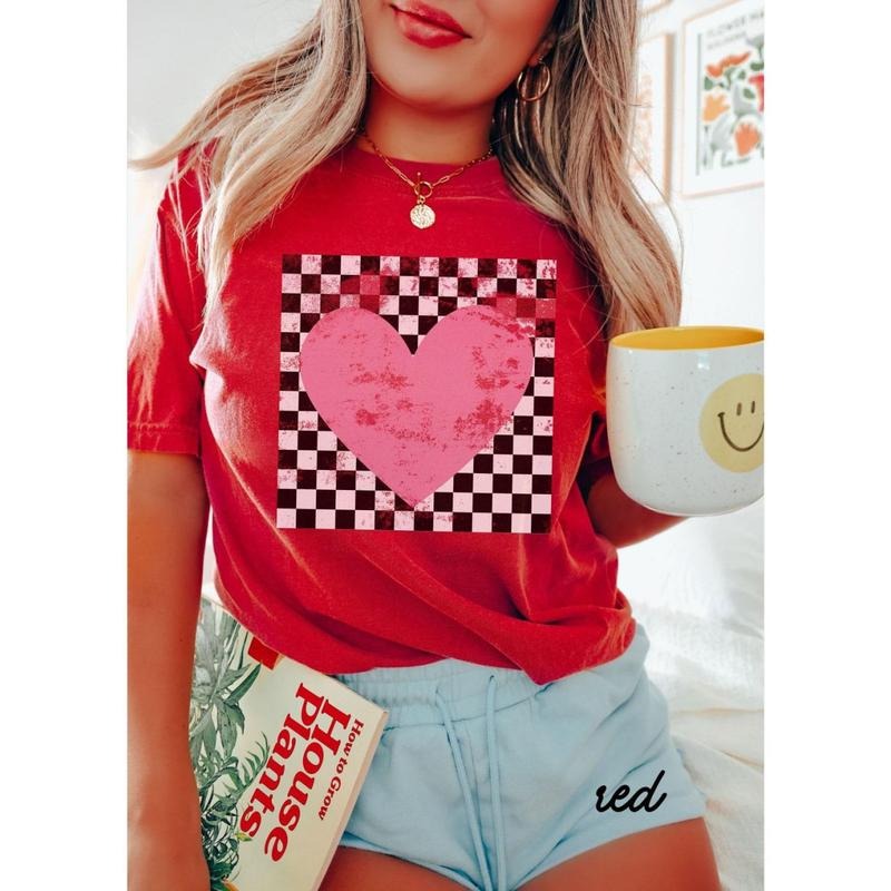 Vintage Retro Checkered Heart T-Shirt, Unisex Cotton For Men, Casual Polyeste Crewneck Shortsleeve