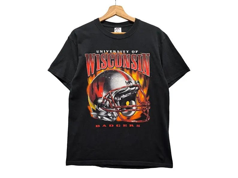Vintage University Of Wisconsin Badgers NCAA American Football Team Graphic T Shirt Delta Tee graphic tee