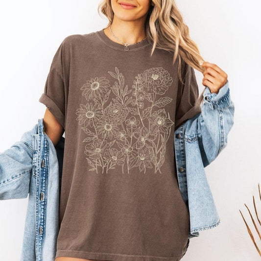 Vintage Wildflowers, Summer, Flowers, Minimalist, Comfort Colors T-Shirt, Women's Comfort Colors Tee