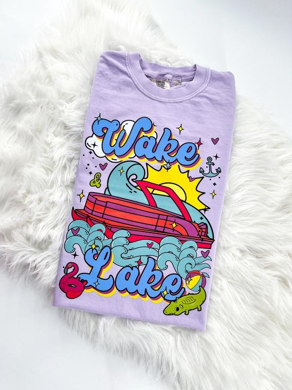 Wake and Lake Retro Boat Printed Summer Tshirt in Multiple colors Comfy Unisex T-Shirt Oversized Womenswear