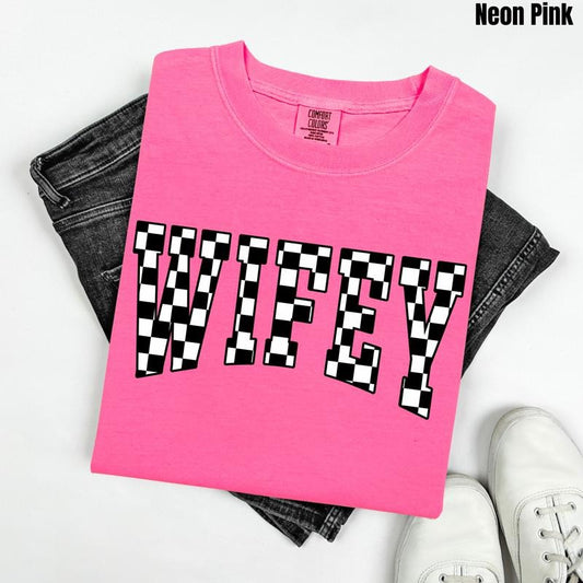 Wifey Black Checkered Comfort Colors T-Shirt 'NLB'